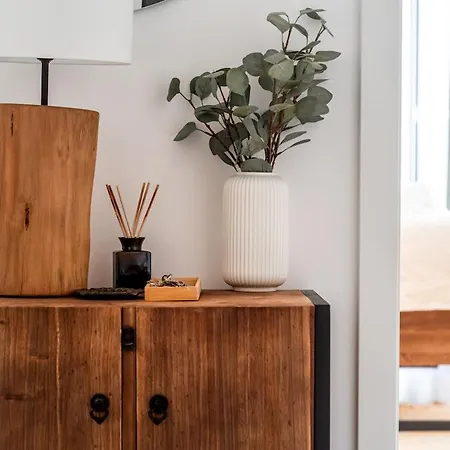 Lovely 2 Bed In The Heart Of With Ac By Lisbeyond