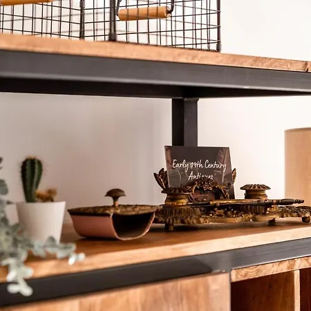 Lovely 2 Bed In The Heart Of With Ac By Lisbeyond Appartement *