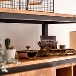 Lovely 2 Bed In The Heart Of With Ac By Lisbeyond 公寓 *
