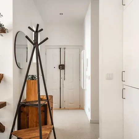 Lovely 2 Bed In The Heart Of With Ac By Lisbeyond Appartement Lisboa