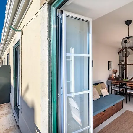 Lovely 2 Bed In The Heart Of With Ac By Lisbeyond Appartement Lisboa
