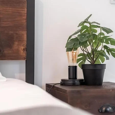 דירה Lovely 2 Bed In The Heart Of With Ac By Lisbeyond ליסבון